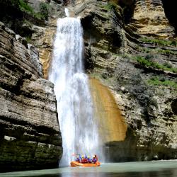 Rafting in Osumi Canyon