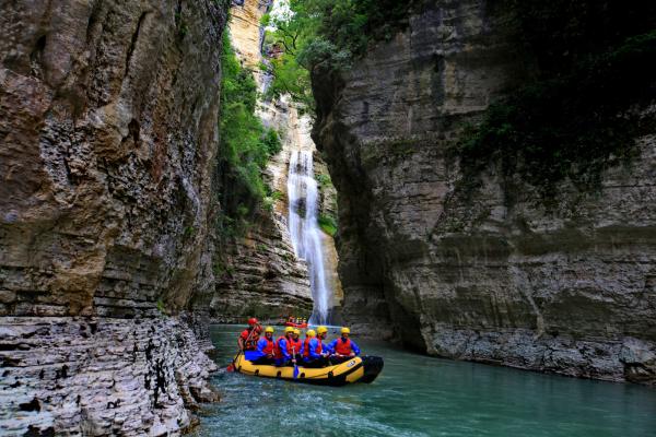 Rafting in Osumi Canyon